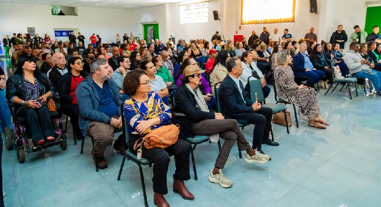 Ler notícia: Prefeitura de Osasco dá posse aos novos membros do COMSEA